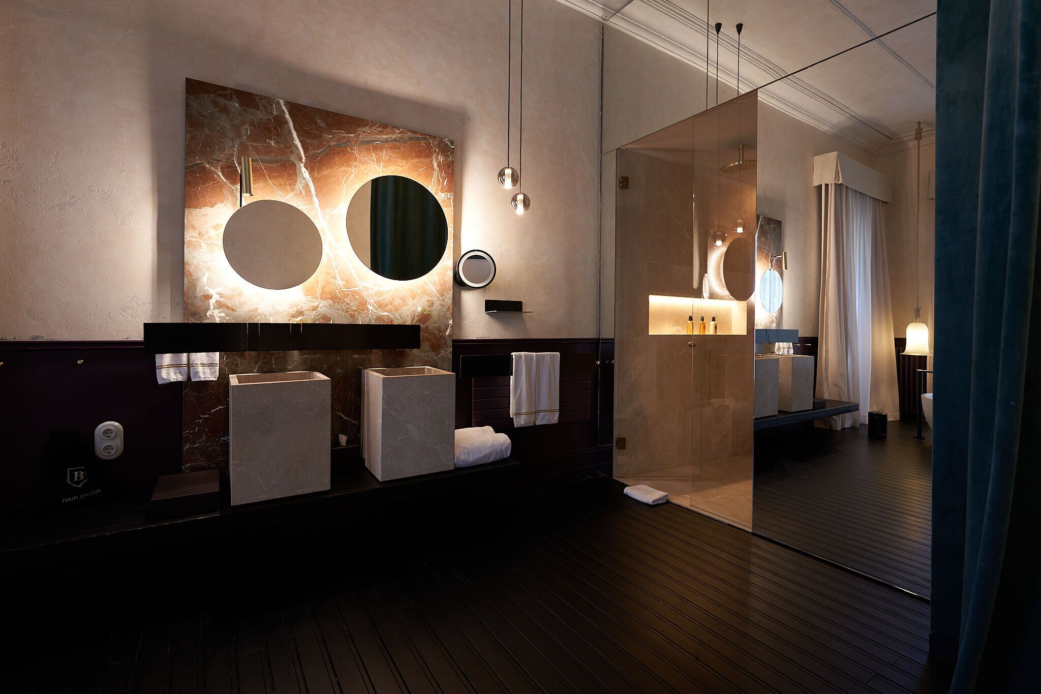 premium suite | bathroom | free toiletries, hair dryer, bathrobes, slippers