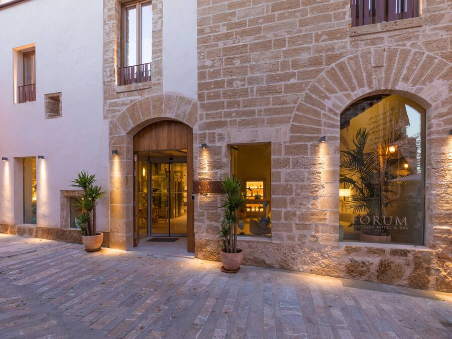 Front of property – evening/night