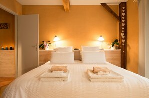 Double Room, Garden View | Select Comfort beds, blackout curtains, iron/ironing board, free WiFi