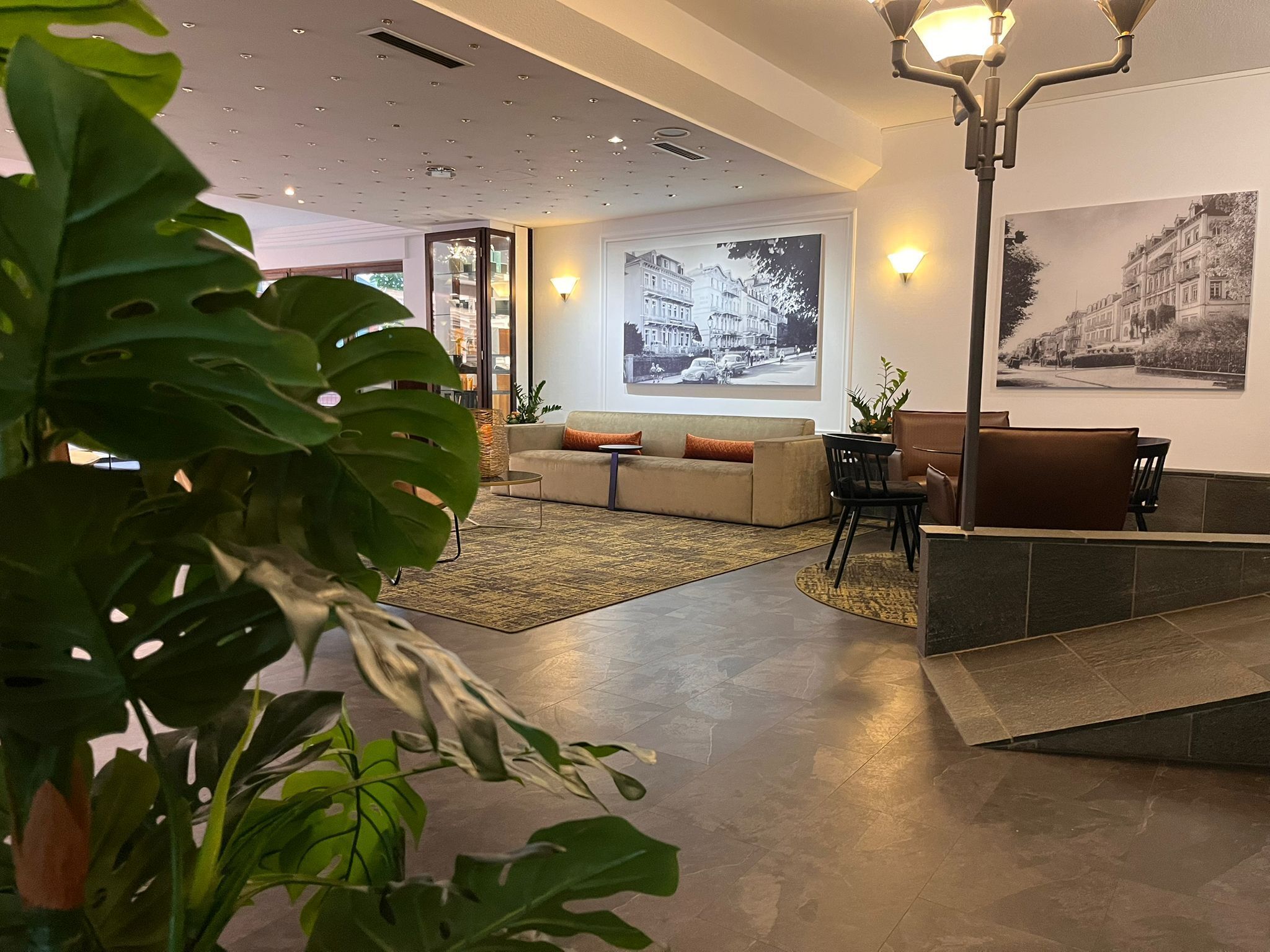 Coin salon dans le hall