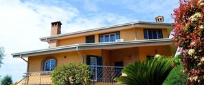 Fachada del alojamiento