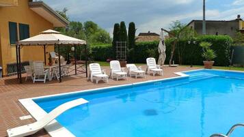 Seasonal outdoor pool