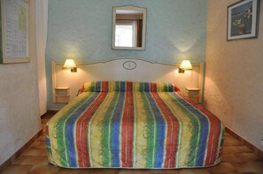 Double Room - Hotel la Cigalière (Le Beausset)