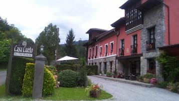 Fachada del alojamiento