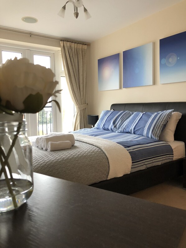 Apartment, 3 Bedrooms | 3 bedrooms, free WiFi - Blakes Quay Reading (Reading)