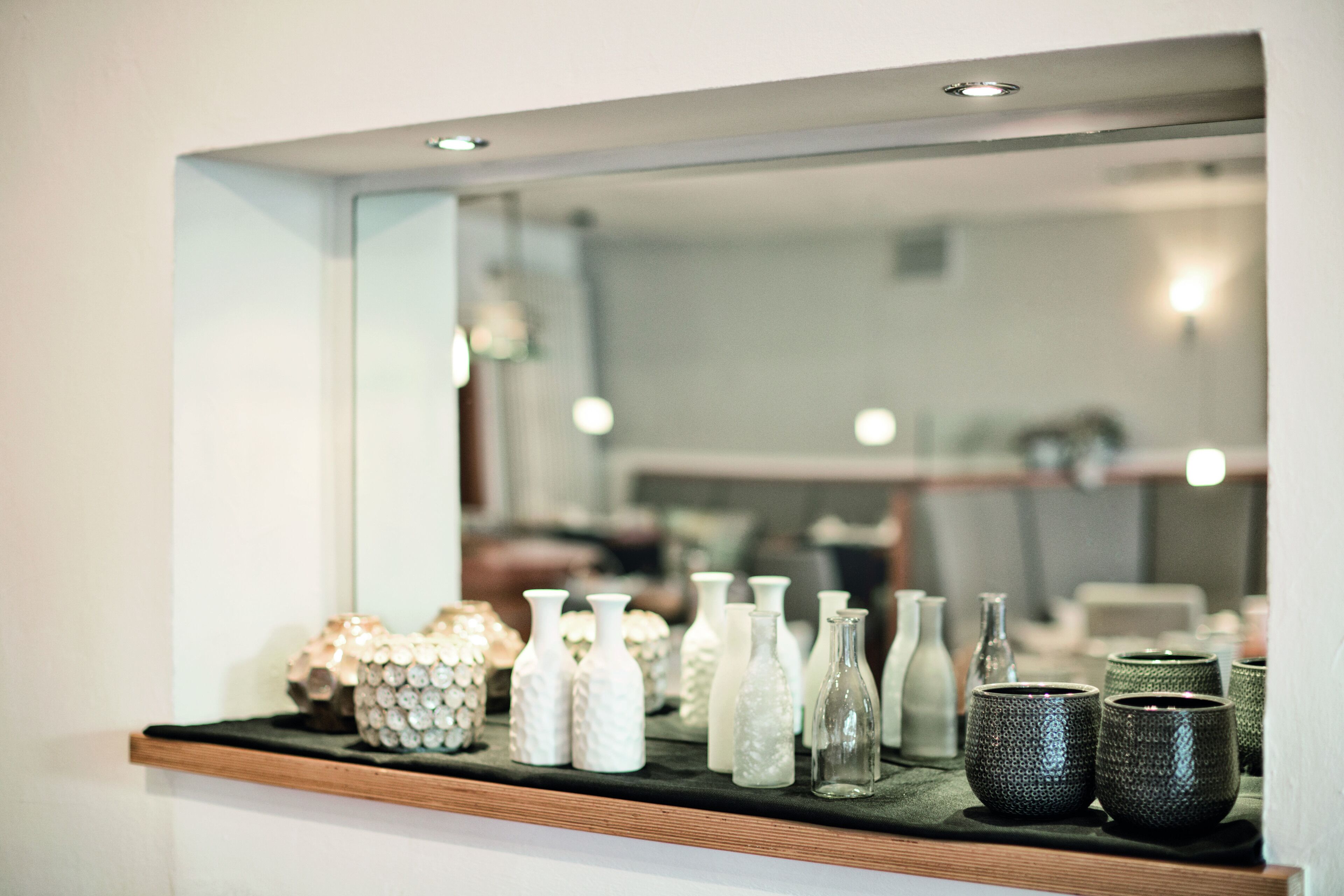 daily buffet breakfast (eur 19.50 per person)