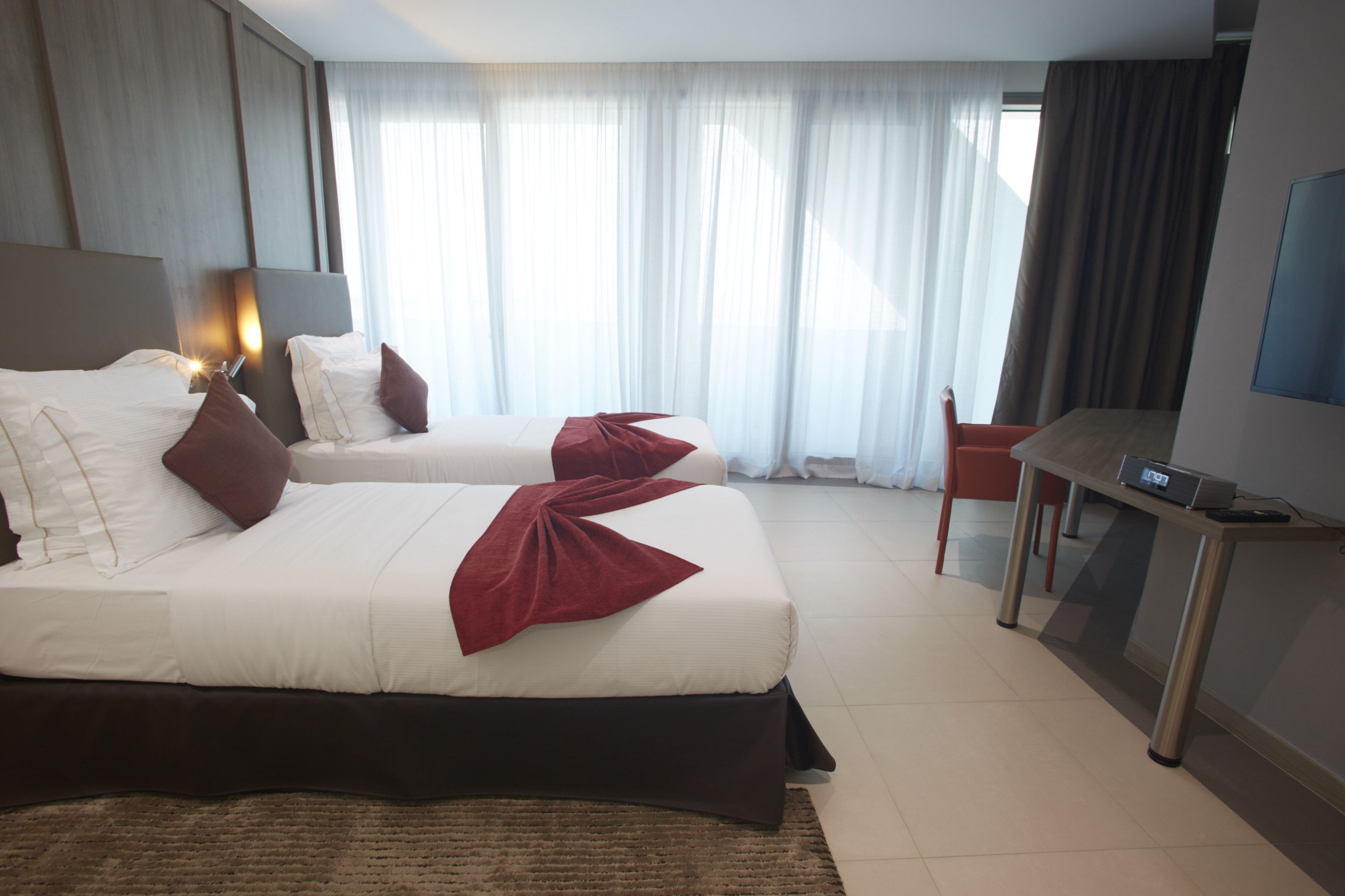 presidential apartment, 3 bedrooms | premium bedding, in-room safe, desk, blackout curtains