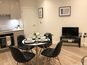 Apartment, 1 Bedroom | Living area