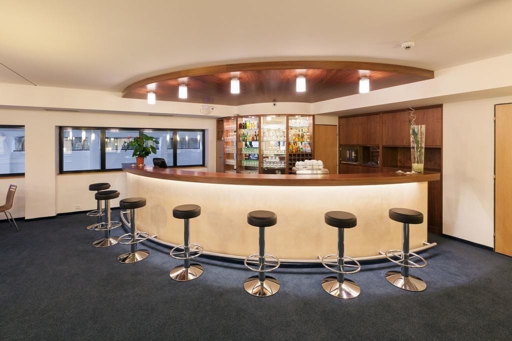 酒吧（店内）