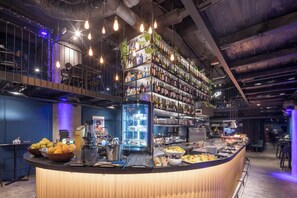 Free daily buffet breakfast  - Pytloun Boutique Hotel Prague (Prague)