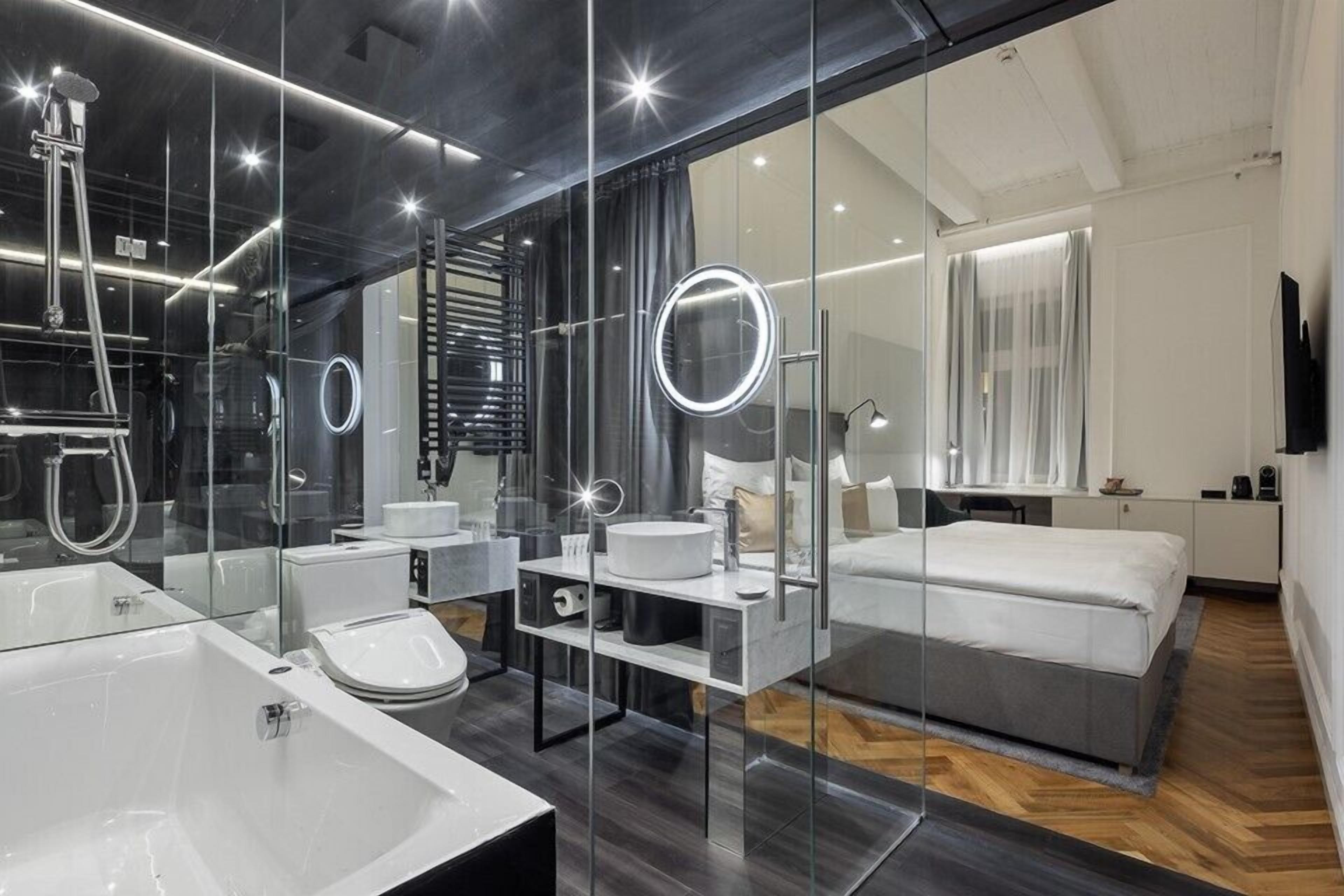 basic double room | 1 bedroom, premium bedding, select comfort beds, minibar