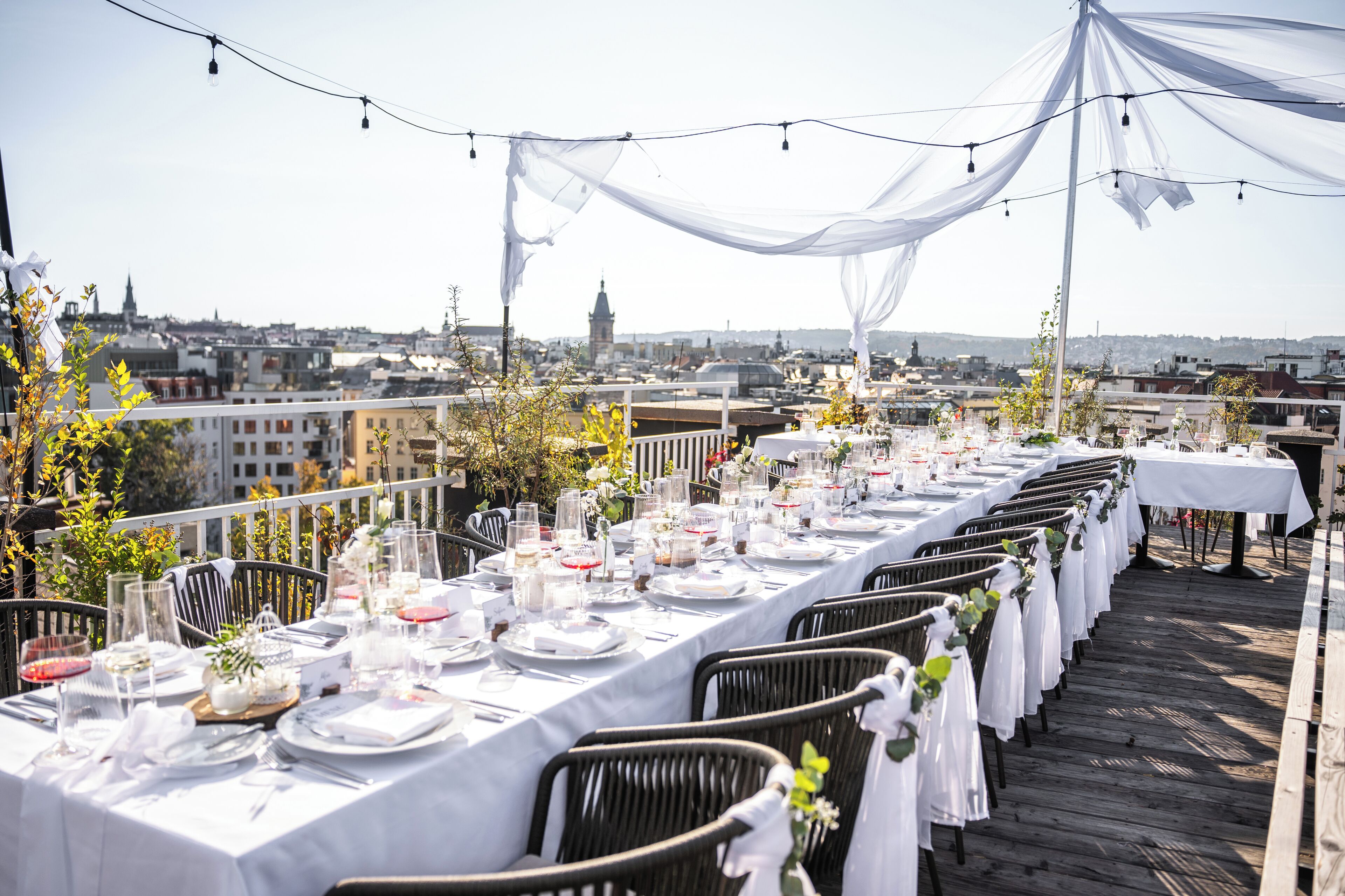 Helyi és nemzetközi