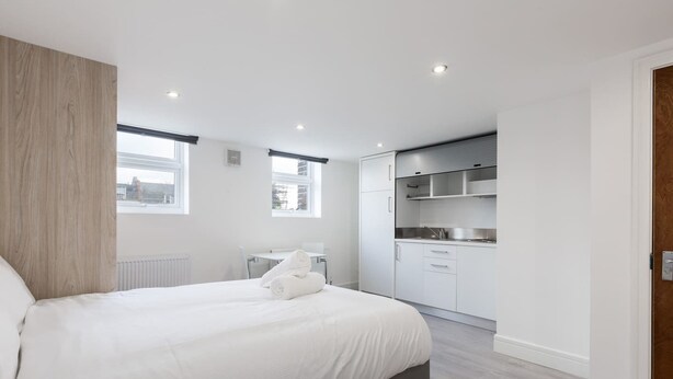 Ropa de cama de alta calidad, tabla de planchar con plancha, wifi gratis