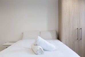 高級寢具、熨斗/熨衣板、免費無線上網