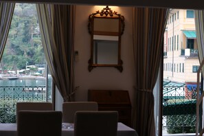 Interior detail - Hotel Nazionale Portofino (Portofino)