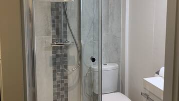 Douche de la salle de bain