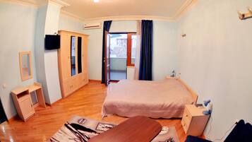 Suite | Soundproofing, free WiFi