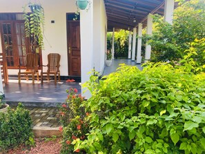 Front of property - Fairview Dill homestay (Sigiriya)