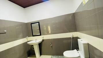 Luxury Room, 1 Bedroom, Hill View | Bathroom | Shower, rainfall showerhead, free toiletries, bathrobes