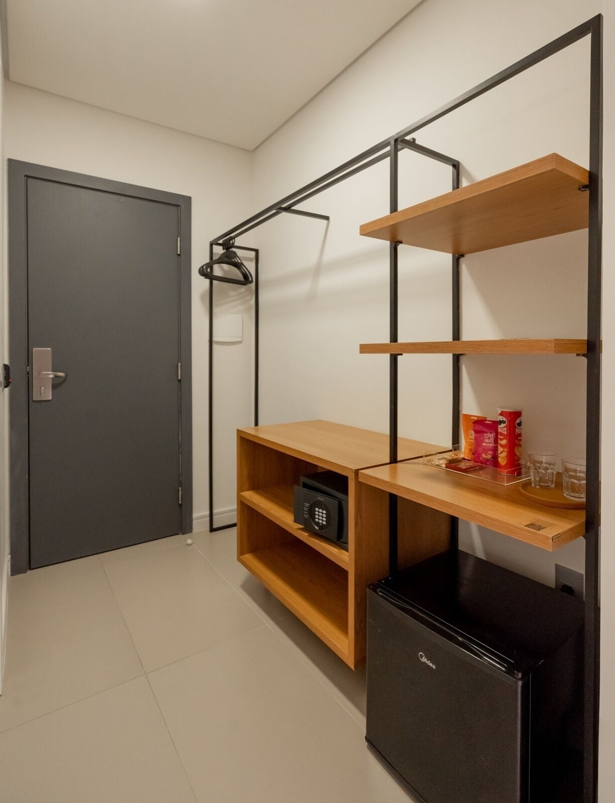 luxo triplo solteiro | 1 bedroom, in-room safe, blackout curtains, free wifi