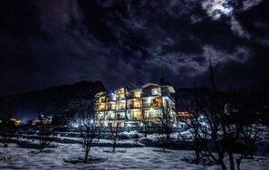 Front of property - Hotel Mountain Face by Snow City Hotels (Manali)
