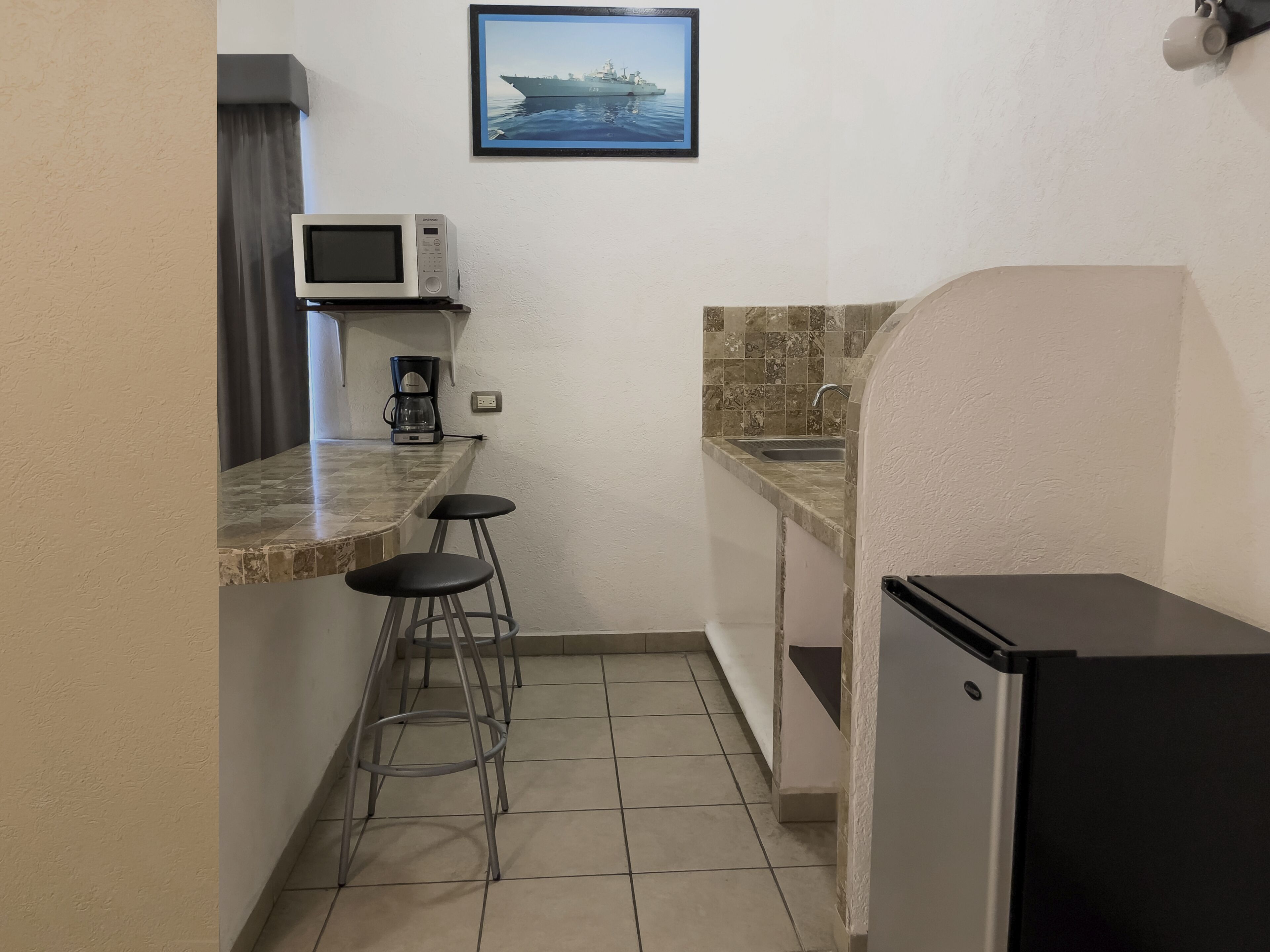 premium suite, bathtub, pool view | private kitchen