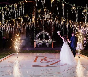 Outdoor banquet area - Hotel Puente Nacional & Spa (Puente Nacional)