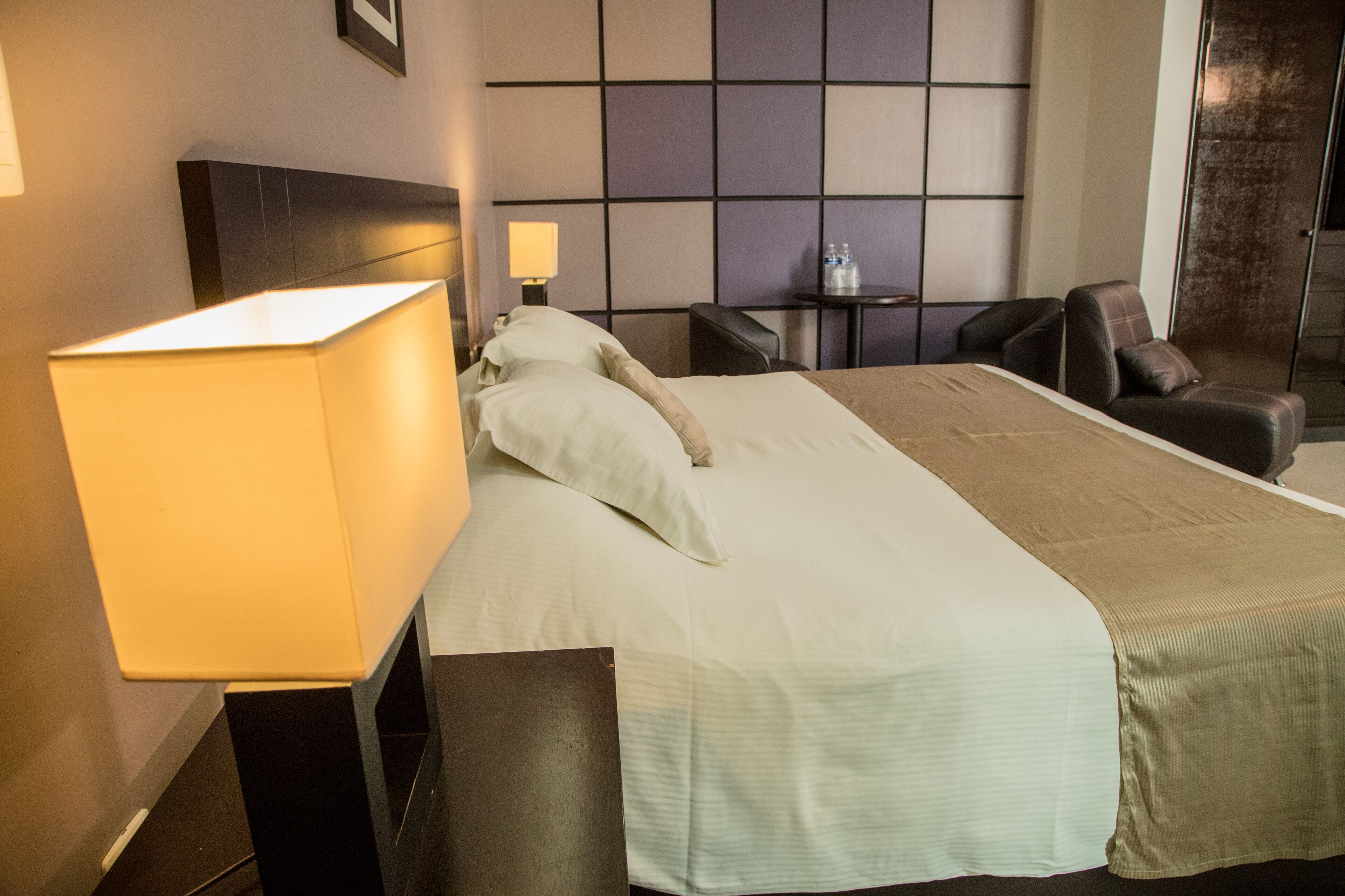 junior suite, 1 bedroom | in-room safe, desk, iron/ironing board, free wifi