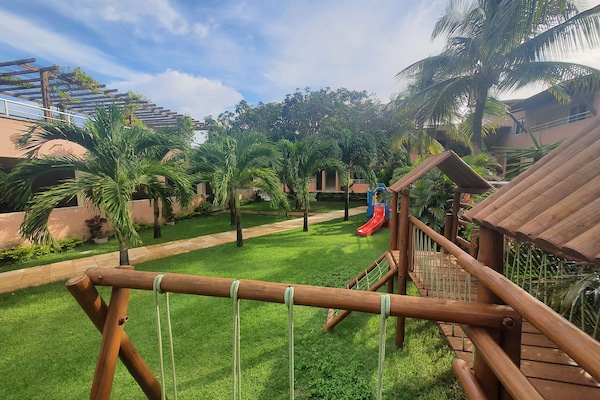 Außen-Kinderspielplatz