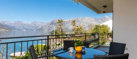 Appartement, 2 chambres, balcon, vue mer | Balcon