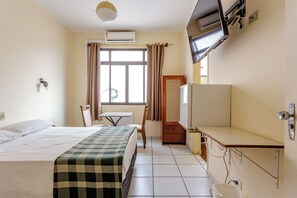 Superior Double Room, 1 Double Bed | Literie hypoallergénique, espace de travail pour ordinateurs portables