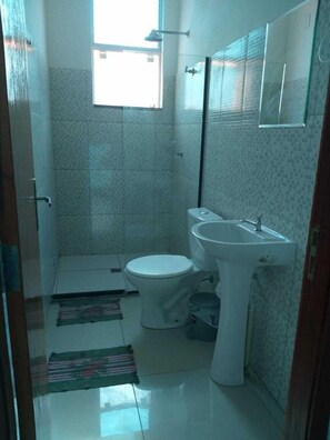 Buồng tắm vòi sen
