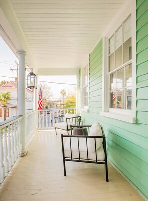 71AB Spring Street - 5 BR / 2.5 BA | Property entrance