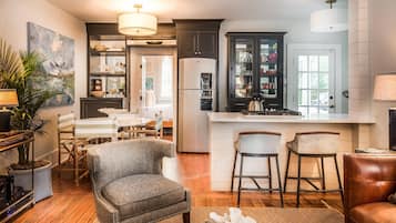 Apartment (71A) | 3 bedrooms, iron/ironing board, free WiFi, bed sheets