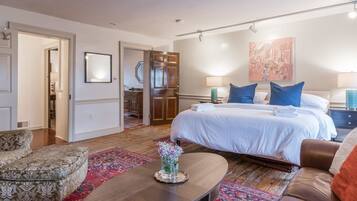 Apartment, 2 Bedrooms | 1 bedroom, desk, iron/ironing board, free WiFi