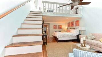 Apartemen, 2 kamar tidur, 2 kamar mandi | Area keluarga | TV layar datar dan perapian