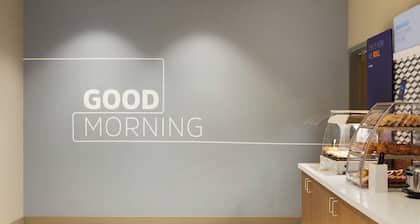 Holiday Inn Express & Suites Salem North - Keizer by IHG