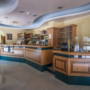 Bar (on property) - Hotel Murano (Rossano)