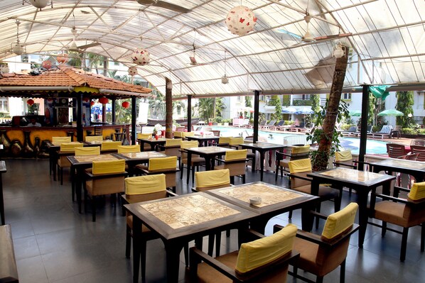 Restaurant - Alor Grande Holiday Resort (Candolim)