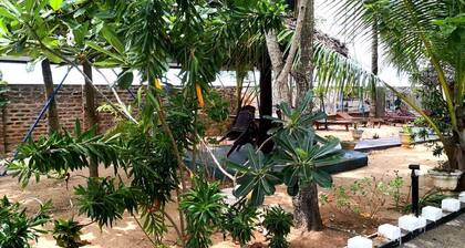 Star Rest Beach Hotel Arugambay