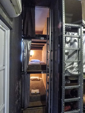 1 bedroom, iron/ironing board, free WiFi