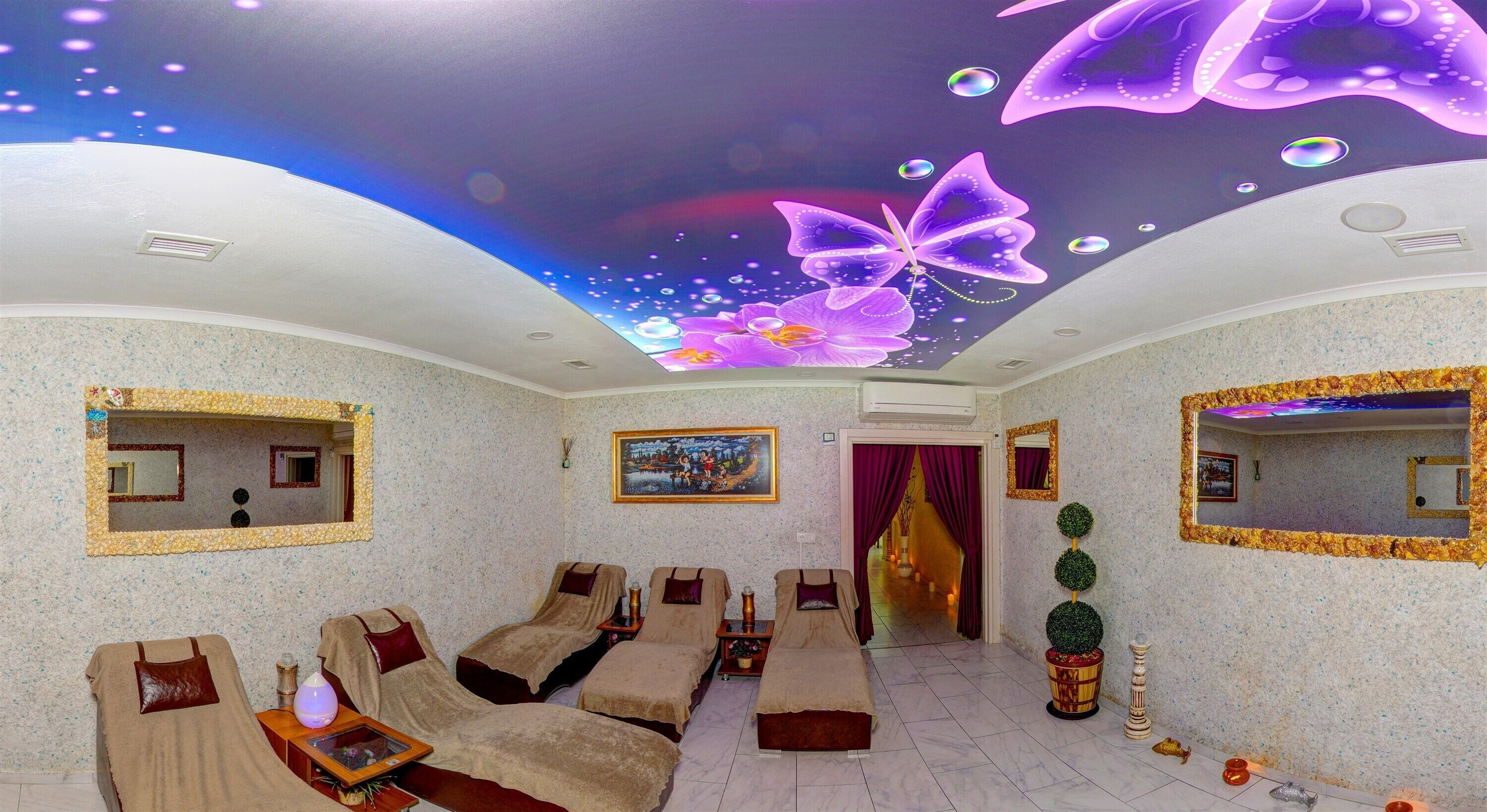 Couples treatment room(s)