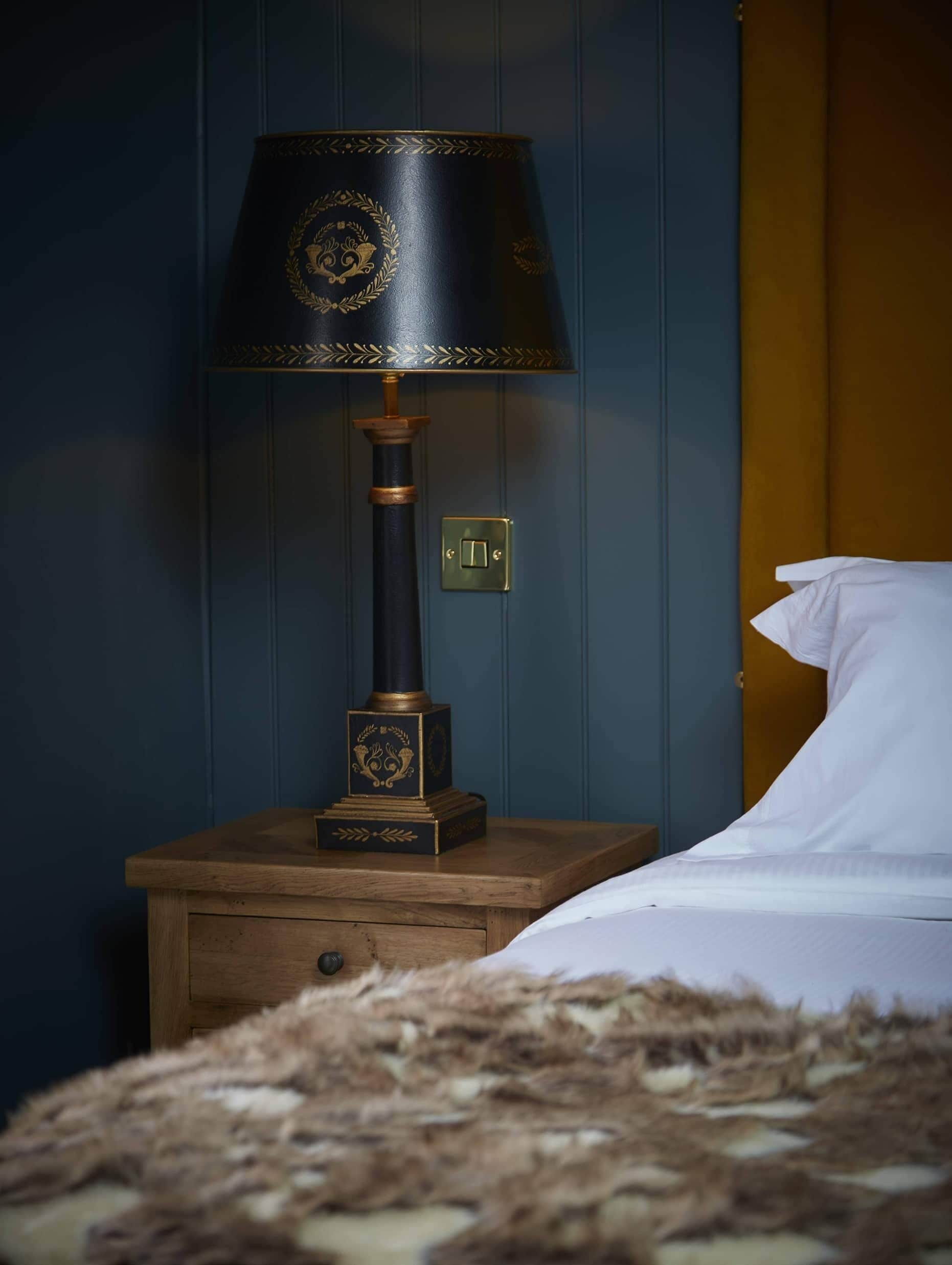 Deluxe Double or Twin Room | Premium bedding, desk, iron/ironing board, rollaway beds
