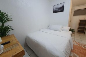 Room - West Coast Beach House (Moalboal)