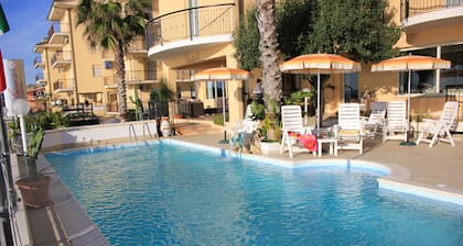 Lion's Hotel