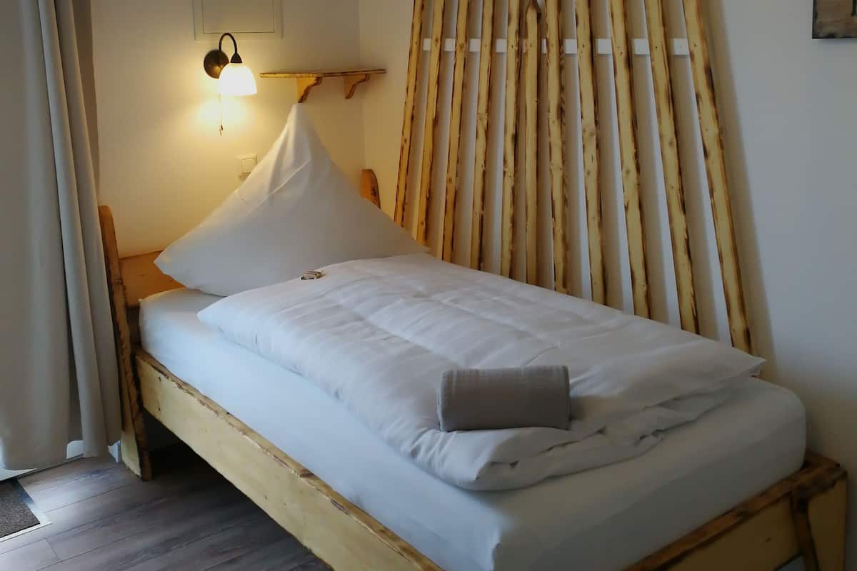 Standard Single Room | 1 bilik tidur, peralatan tempat tidur hipoalergenik