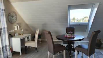 Essbereich im Zimmer