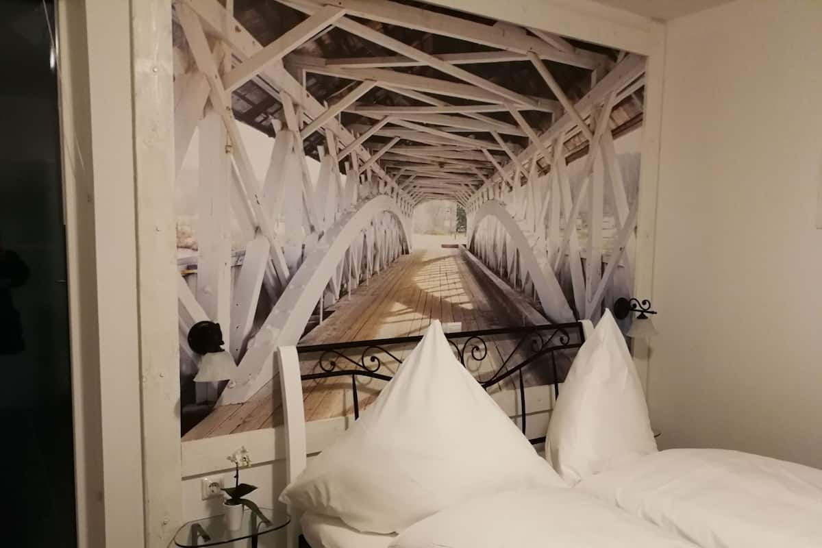 Standard Double Room, Kitchen | 1 bilik tidur, peralatan tempat tidur hipoalergenik