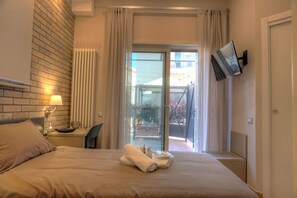 Design Single Room, Terrace | Premium bedding, desk, free WiFi, bed sheets - Little Rock (Gaeta)
