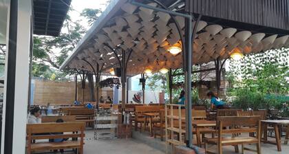 Sweethome - Hostel